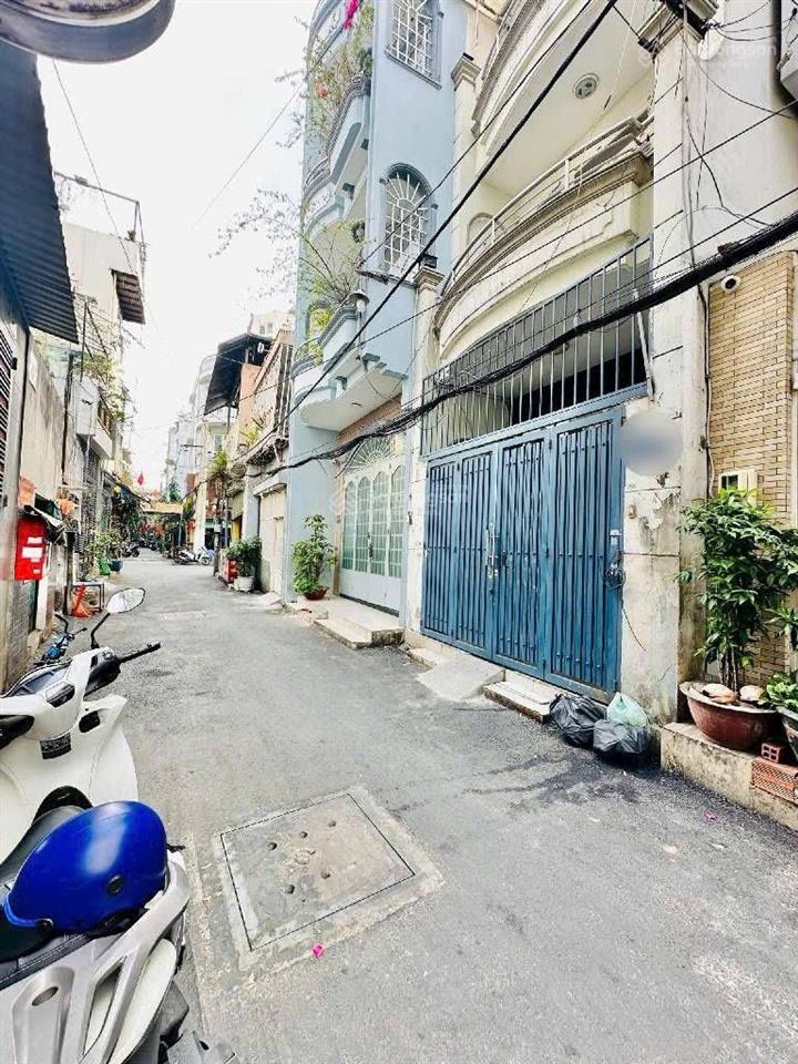 Nhà đẹp hóc môn đường xe hơi vào nhà ngang 5m bề thế chỉ 3.2 tỉ  77m