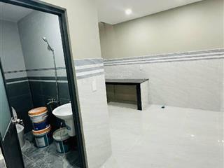 Nhà đẹp hóc môn đường xe hơi vào nhà ngang 5m bề thế chỉ 3.2 tỉ  77m