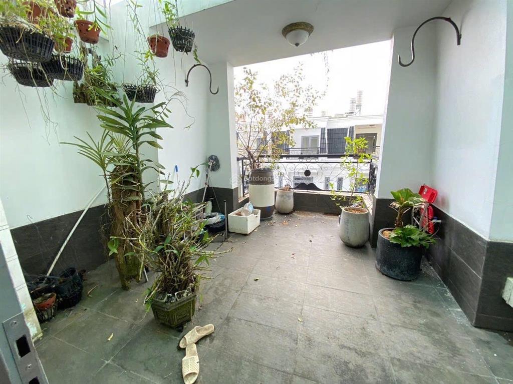 Nhà đẹp 5 tầng  dt sàn 270 m2 (sổ 50.1 m2)  chỗ đỗ ô tô  hỗ trợ vay  bao minh residence