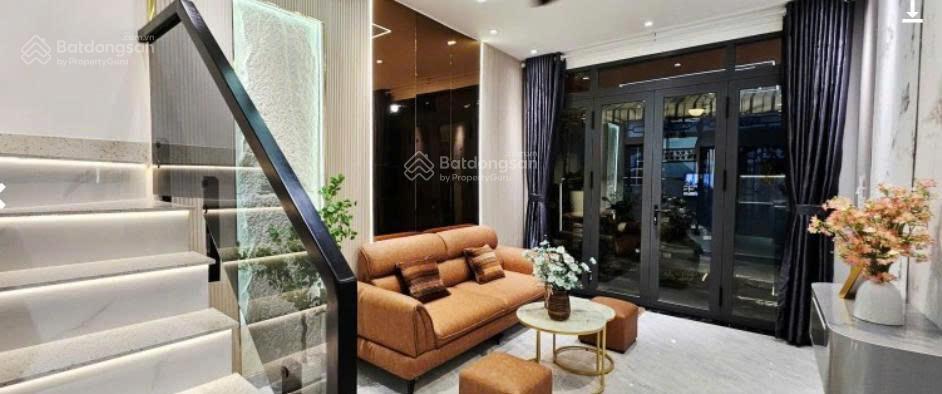Sổ hồng nhà đẹp  dưới 5 tỷ giáp bình thạnh, phú nhuận dọn vào ở ngay