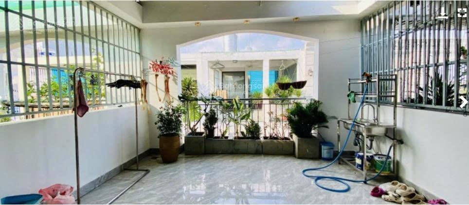 Nhà phân lô đồng bộ hẻm nhựa ô tô 7 chỗ gần cv làng hoa gò vấp 5 tầng giá chỉ 6.99 tỷ
