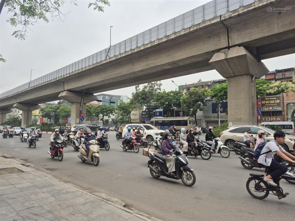 Căn hộ 2 phòng ngủ full nội thất đẹp fodacon mỗ lao hà đông 85m2, 5.5 tỷ