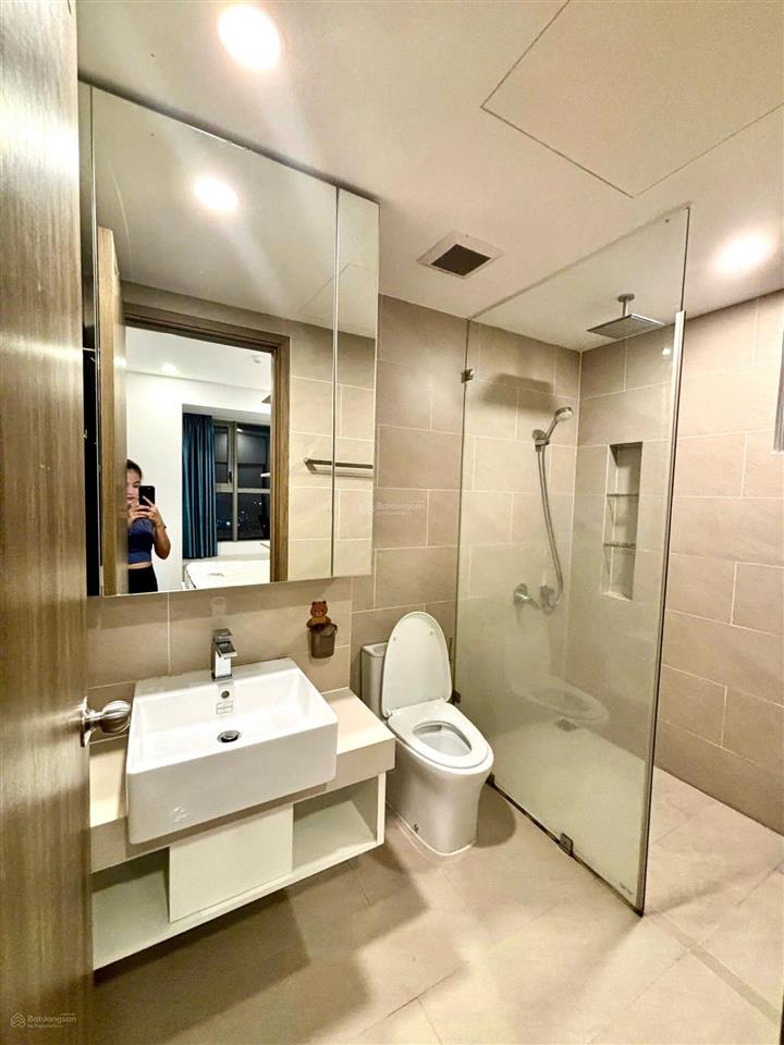 Bán căn 2pn  2wc chung cư cao cấp sky89 quận 7  sổ hồng  5,3 tỷ bao hết thuế phí  tl mạnh