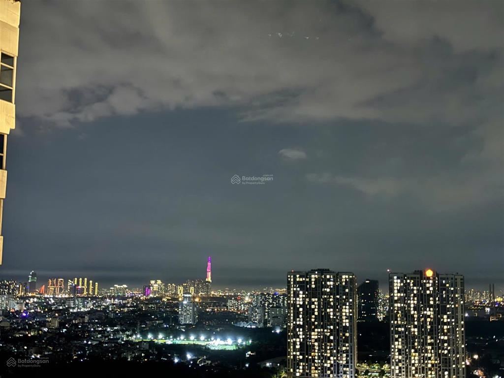 Bán căn 2pn  2wc chung cư cao cấp sky89 quận 7  sổ hồng  5,3 tỷ bao hết thuế phí  tl mạnh