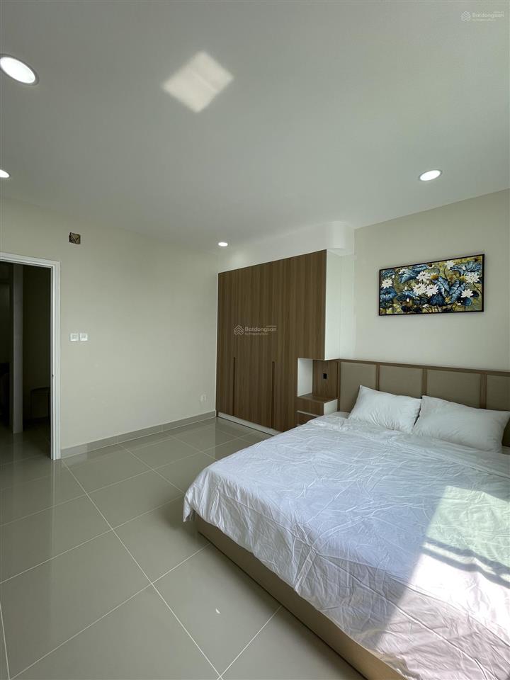 Bán căn 2pn1wc chung cư bellaza quận 7  sổ hồng
