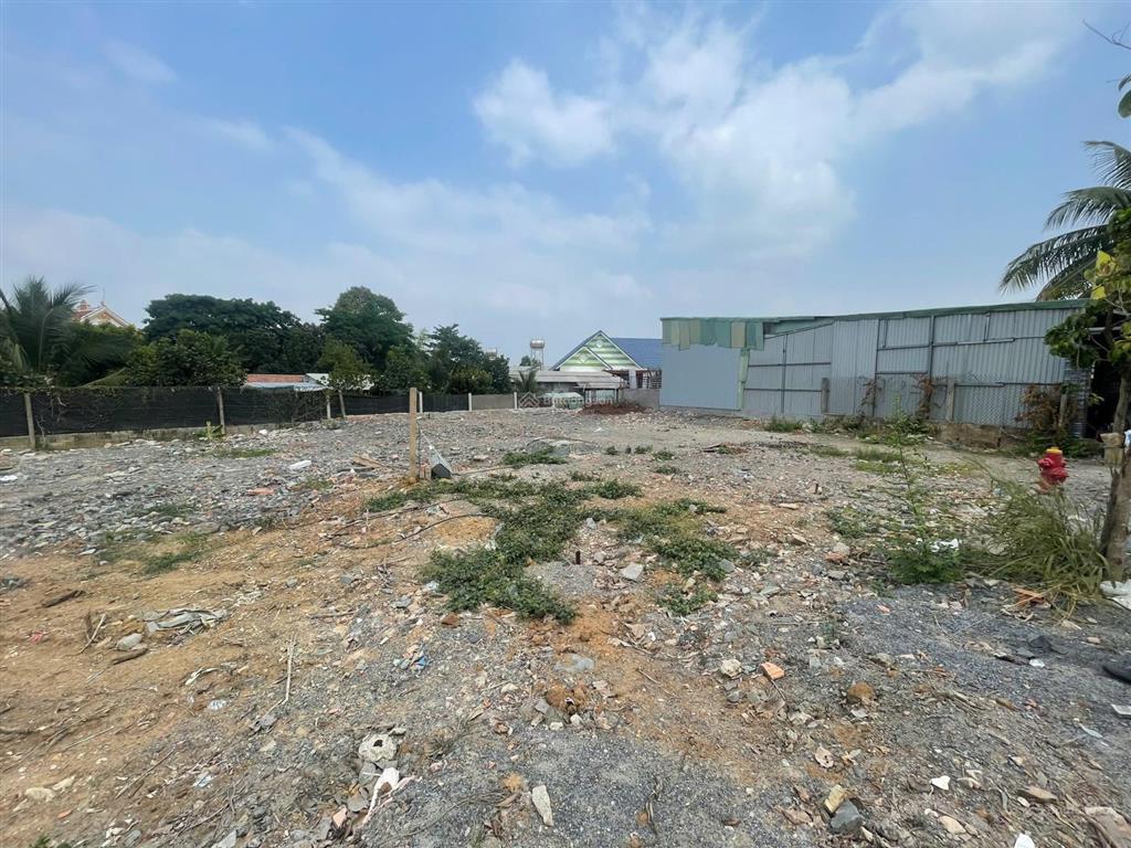 Bán đất mặt tiền hương lộ 7 tiện ích  pháp lý đầy đủ