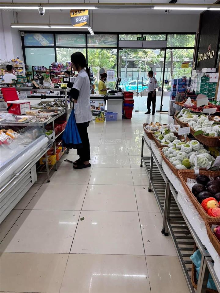 Gấp! bán nhanh toà shophouse 136 hồ tùng mậu 551m2, t1 mt 20m, giá thoả thuận