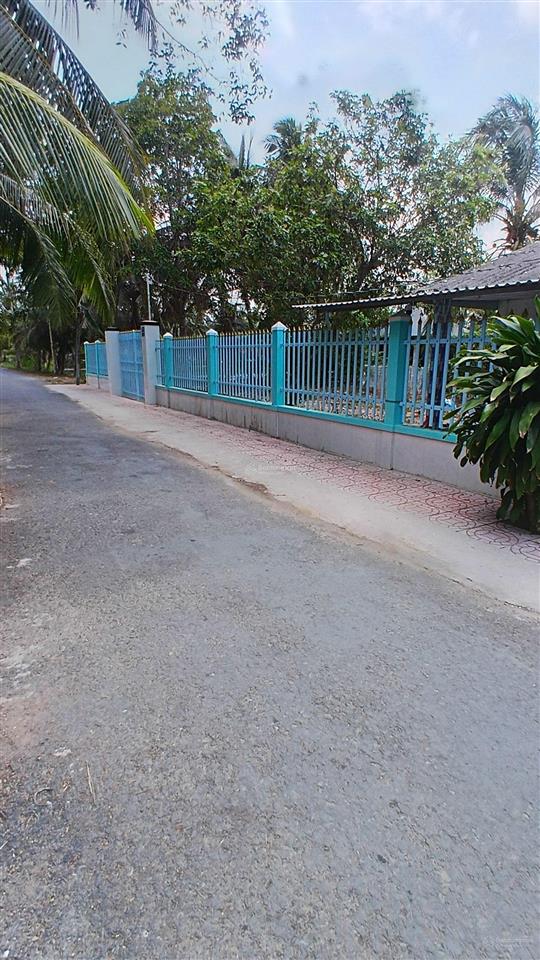 Cho thuê nhà mặt phố tại thị trấn long hồ, 4.500.000 triệu vnd, 220 m2, giá tốt