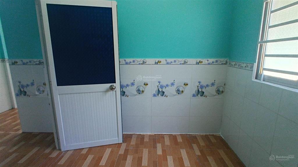 Cho thuê nhà mặt phố tại thị trấn long hồ, 4.500.000 triệu vnd, 220 m2, giá tốt