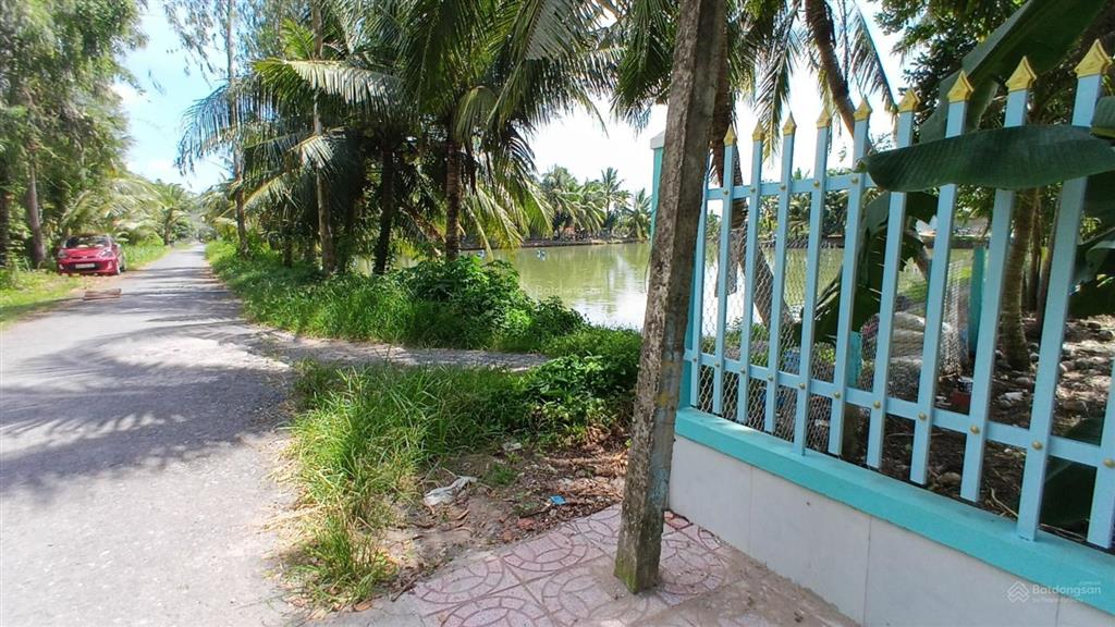 Bán đất 277 dh25c, 246,2m2, 7,0 triệu / m2, xã long hồ, vĩnh long. nở hậu dài 21m, đất như sổ đỏ