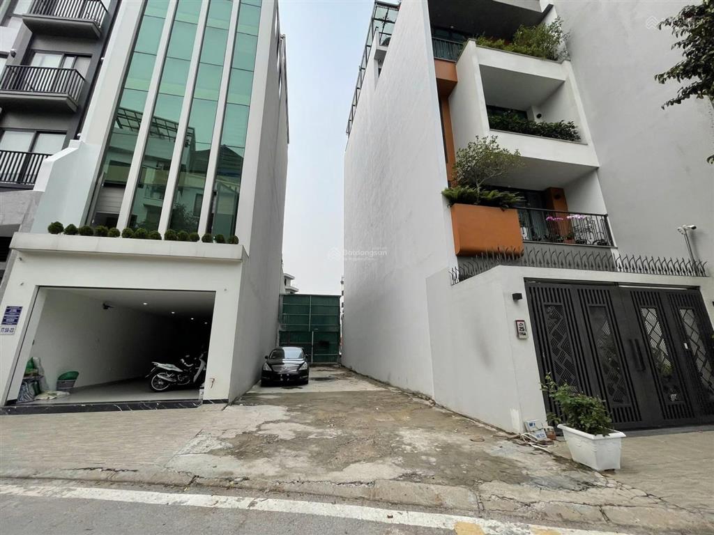 Bán lô đất đấu giá đẹp giang biên  long biên! vị trí vàng pháp lý chuẩn giá tốt chốt nhanh