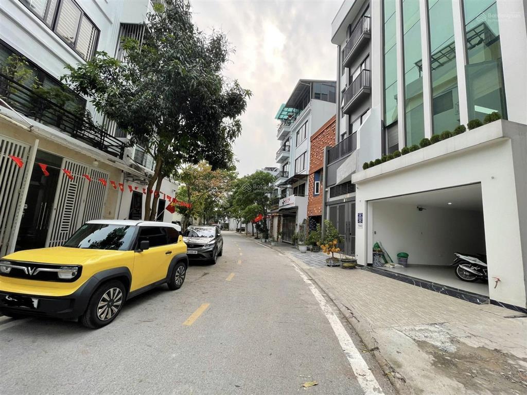 Bán lô đất đấu giá đẹp giang biên  long biên! vị trí vàng pháp lý chuẩn giá tốt chốt nhanh