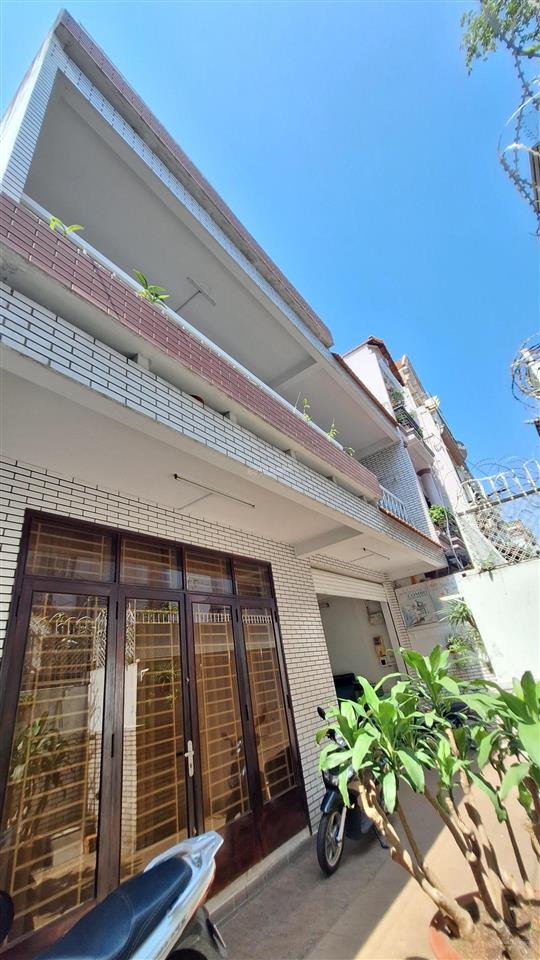 Bán nhà đất vàng phú nhuận, hiếm 188.3m2 ngay trung tâm hồ văn huê xe hơi ngủ trong nhà
