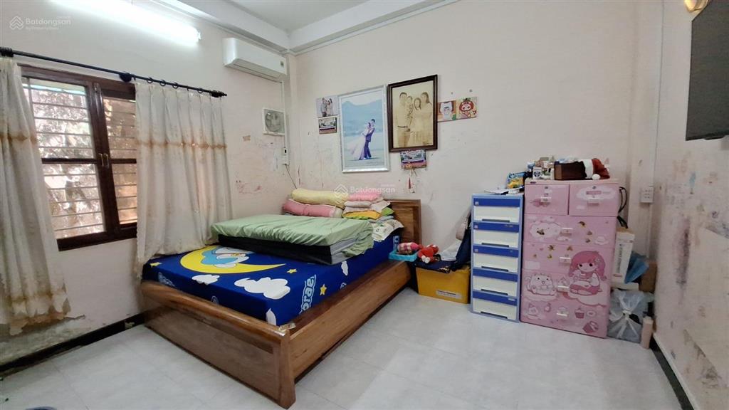 Bán nhà đất vàng phú nhuận, hiếm 188.3m2 ngay trung tâm hồ văn huê xe hơi ngủ trong nhà