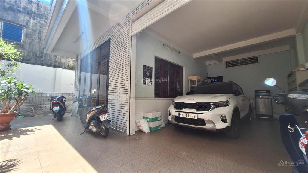 Bán nhà đất vàng phú nhuận, hiếm 188.3m2 ngay trung tâm hồ văn huê xe hơi ngủ trong nhà