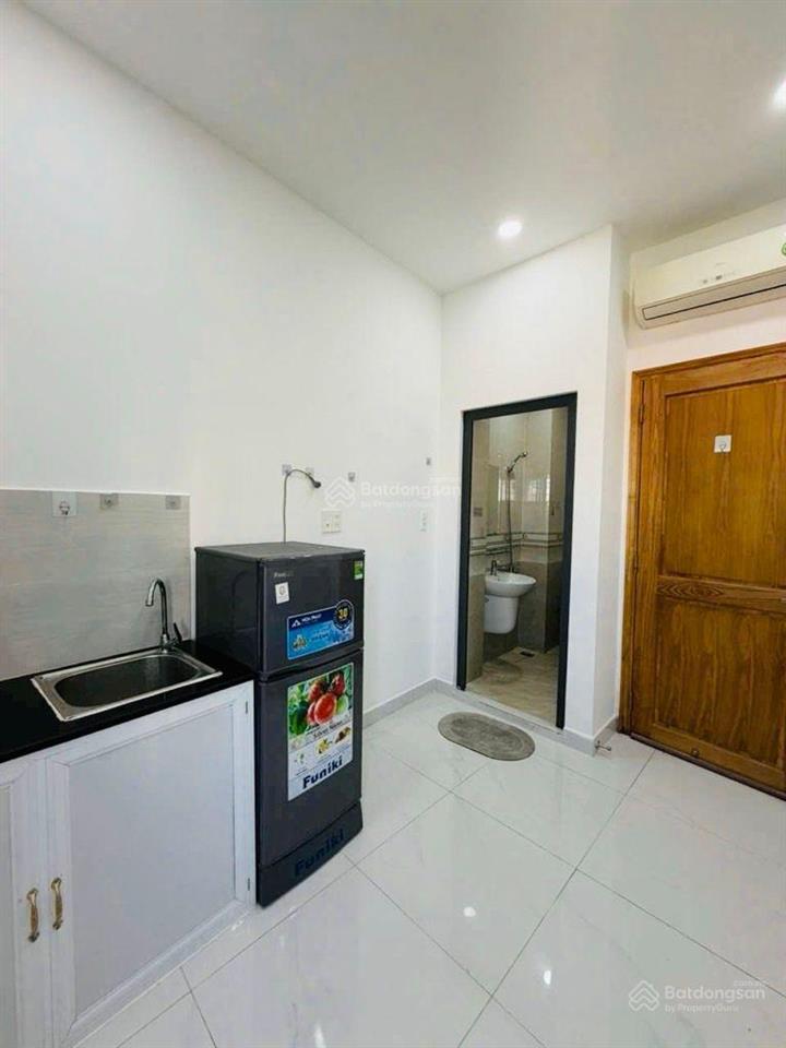Chdv 4 tầng 43m2(4.2x10.3) 7pn 7wc  đang cho thuê khoáng 30 tr/tháng  khu dân trí cao  phú nhuận