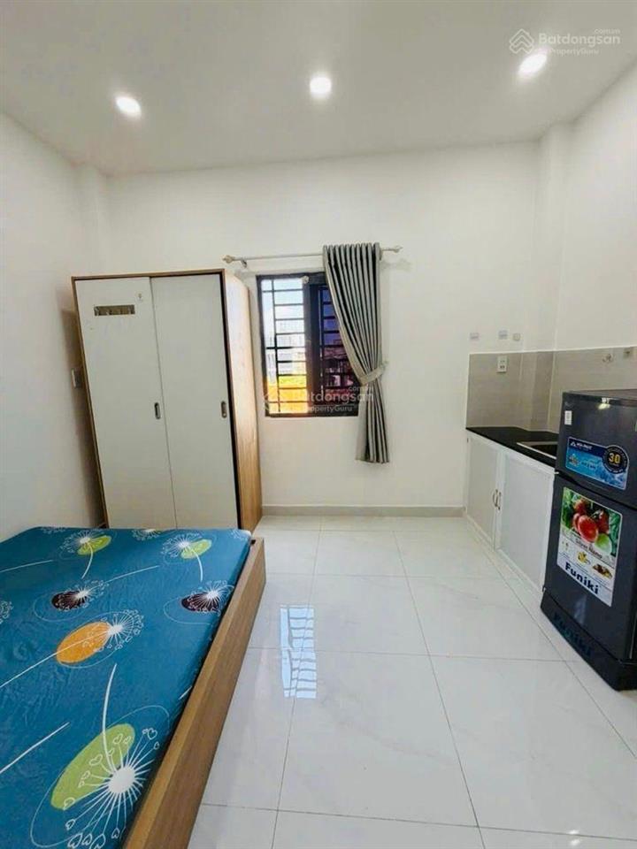 Chdv 4 tầng 43m2(4.2x10.3) 7pn 7wc  đang cho thuê khoáng 30 tr/tháng  khu dân trí cao  phú nhuận
