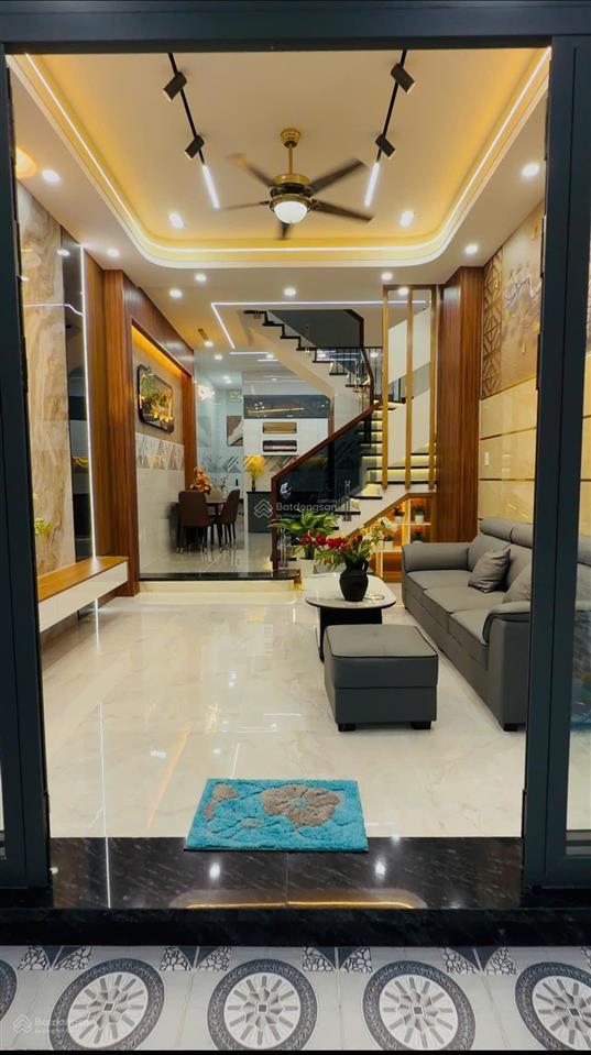 Nhà siêu đẹp hẻm xe hơi đường tân hương dt 4mx14,5m 2 lầu sân thượng giá 7,98 tỷ
