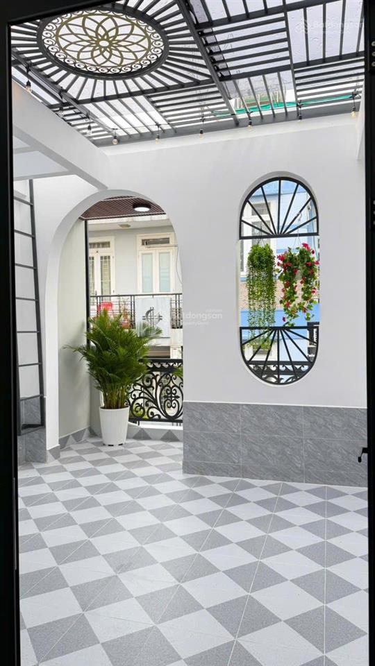 Nhà siêu đẹp hẻm xe hơi đường tân hương dt 4mx14,5m 2 lầu sân thượng giá 7,98 tỷ