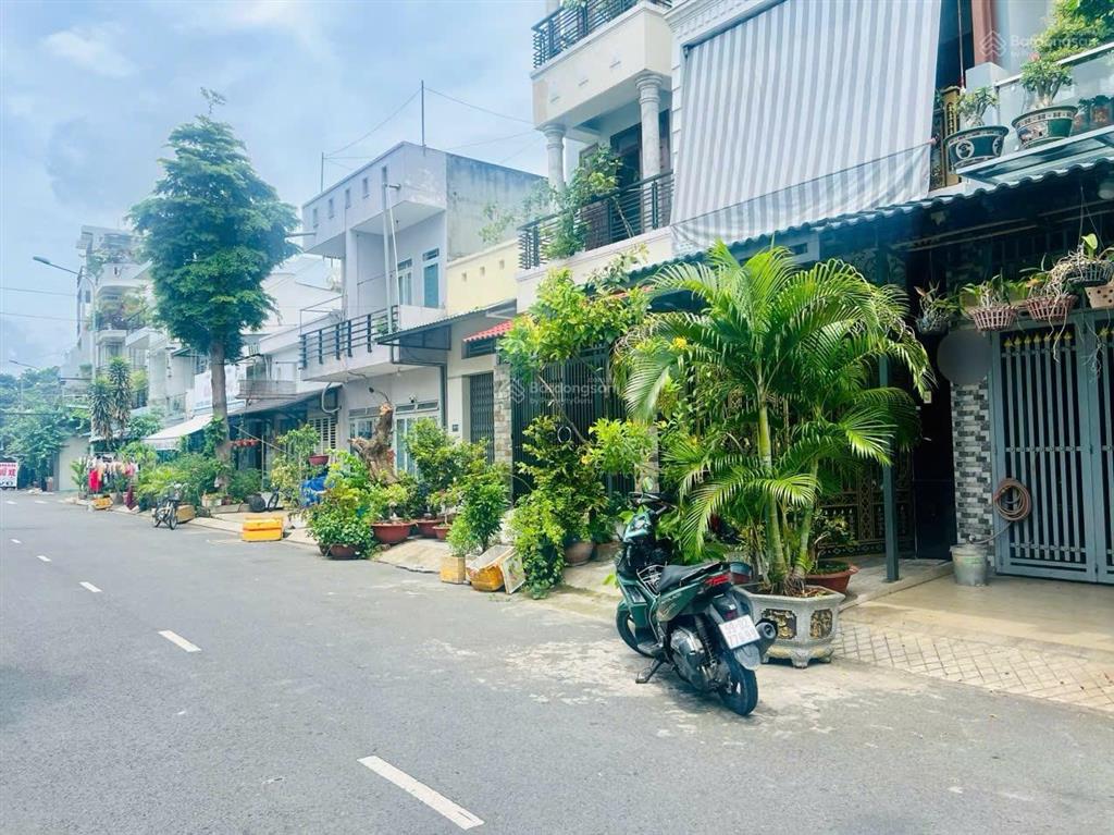 Hẻm 10m thông đường phan đình phùng p. tân thành dt 4mx18m 3 lầu giá 9,7 tỷ