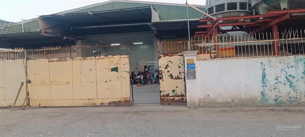 Gấp bán đất vàng 3 mặt tiền quốc lộ 1a  phạm đăng giản  500m2  ngang 20m bề thế  giá chỉ 2x t