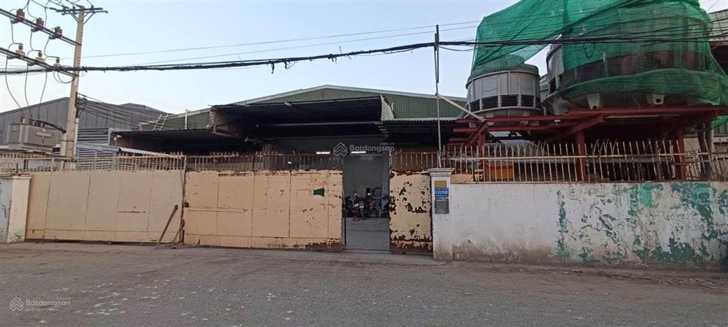 Gấp bán đất vàng 3 mặt tiền quốc lộ 1a  phạm đăng giản  500m2  ngang 20m bề thế  giá chỉ 2x t