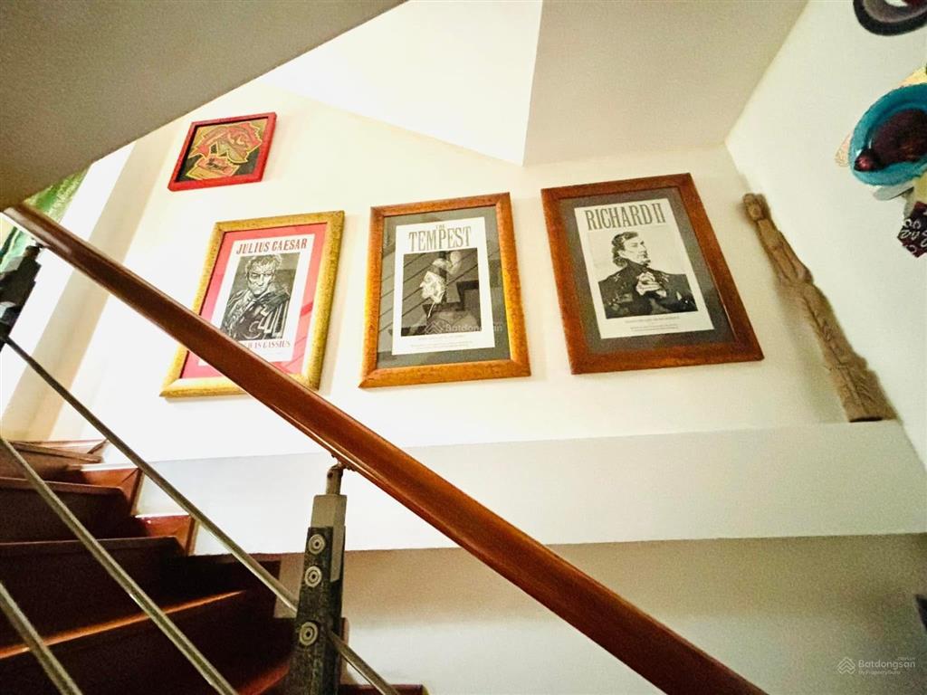 Nhà 6 tầng 27m2 vũ miên (làng yên phụ) view hồ tây, 3 mặt thoáng. 2 mặt tiền trên 5m.