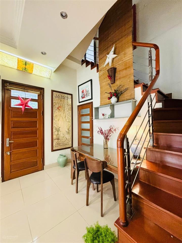 Nhà 6 tầng 27m2 vũ miên (làng yên phụ) view hồ tây, 3 mặt thoáng. 2 mặt tiền trên 5m.