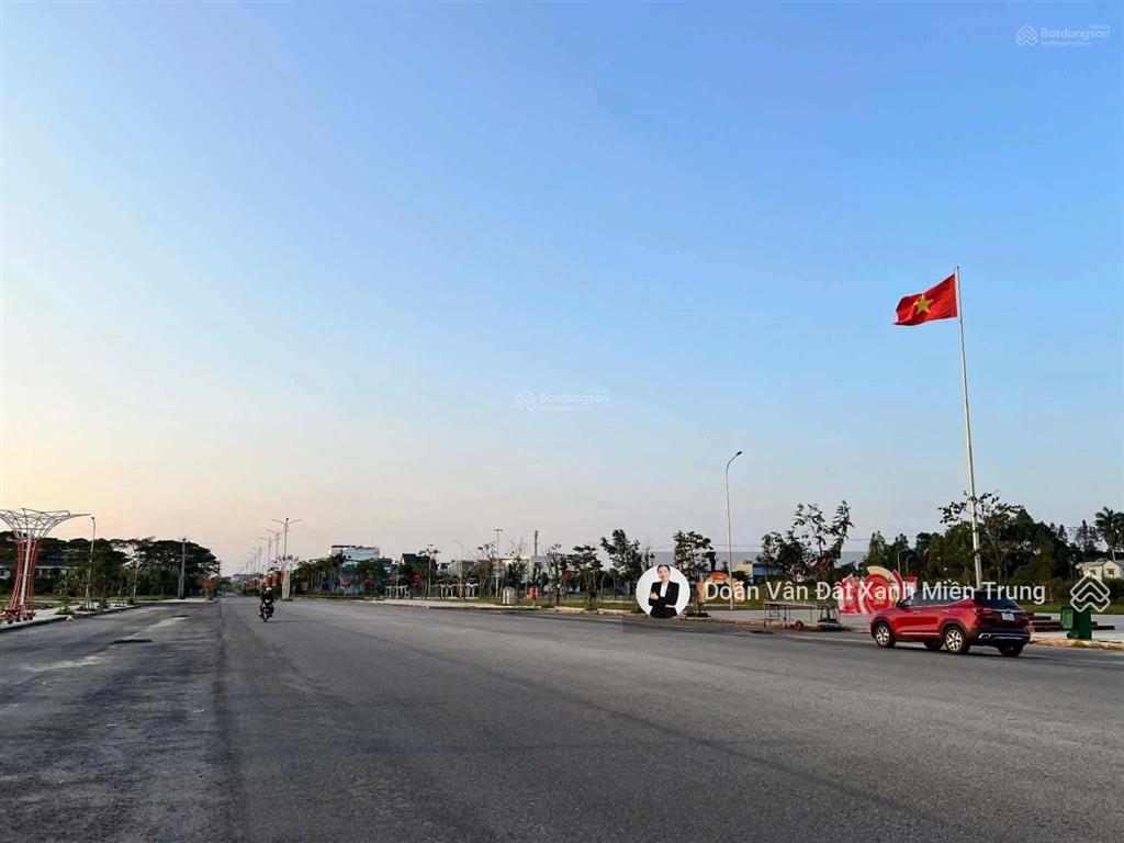 Cần bán nhanh lô góc gần siêu thị go! phù hợp kinh doanh hoặc xây nhà ở, khách sạn cho thuê