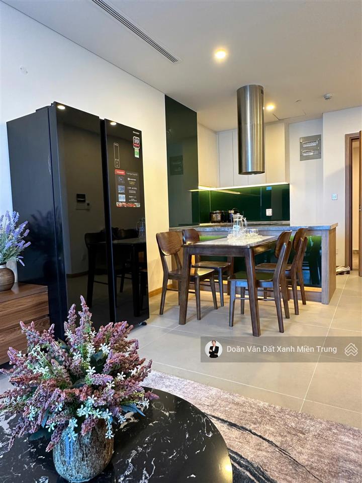 Chính chủ chuyển nhượng căn hộ cao cấp 2pn 69,3m2  view trực diện sông hàn  đã có sổ hồng