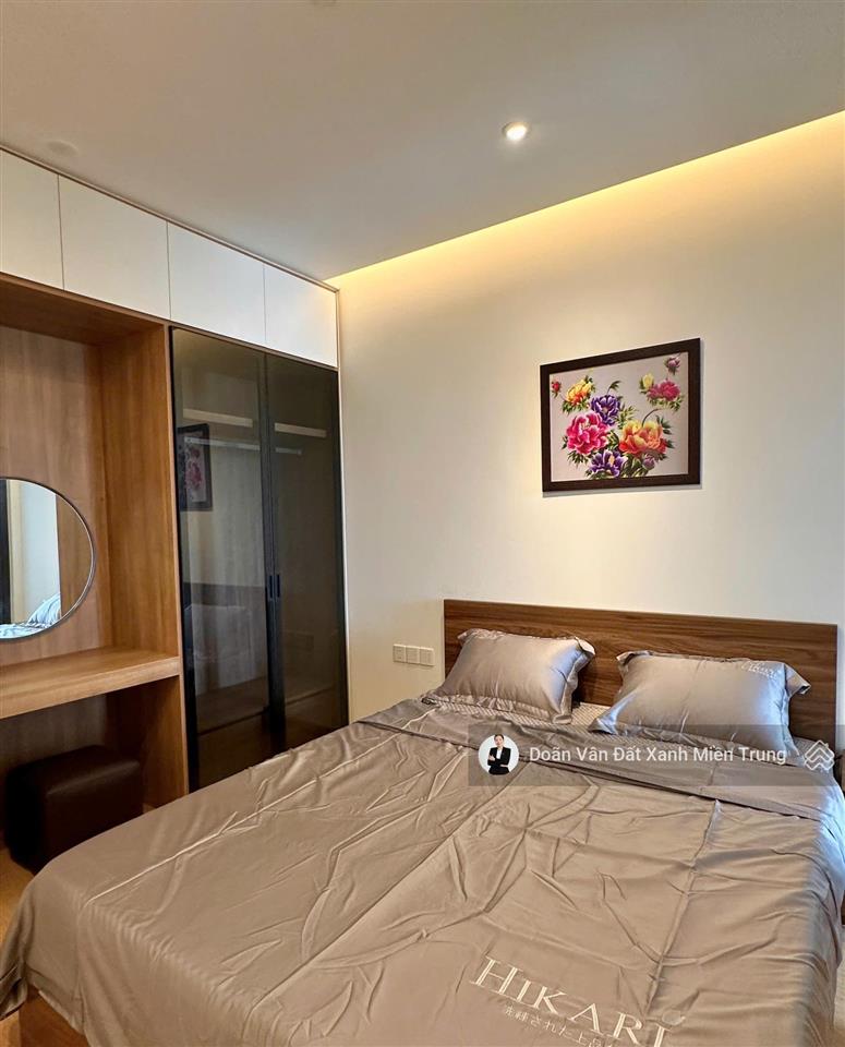 Chính chủ chuyển nhượng căn hộ cao cấp 2pn 69,3m2  view trực diện sông hàn  đã có sổ hồng