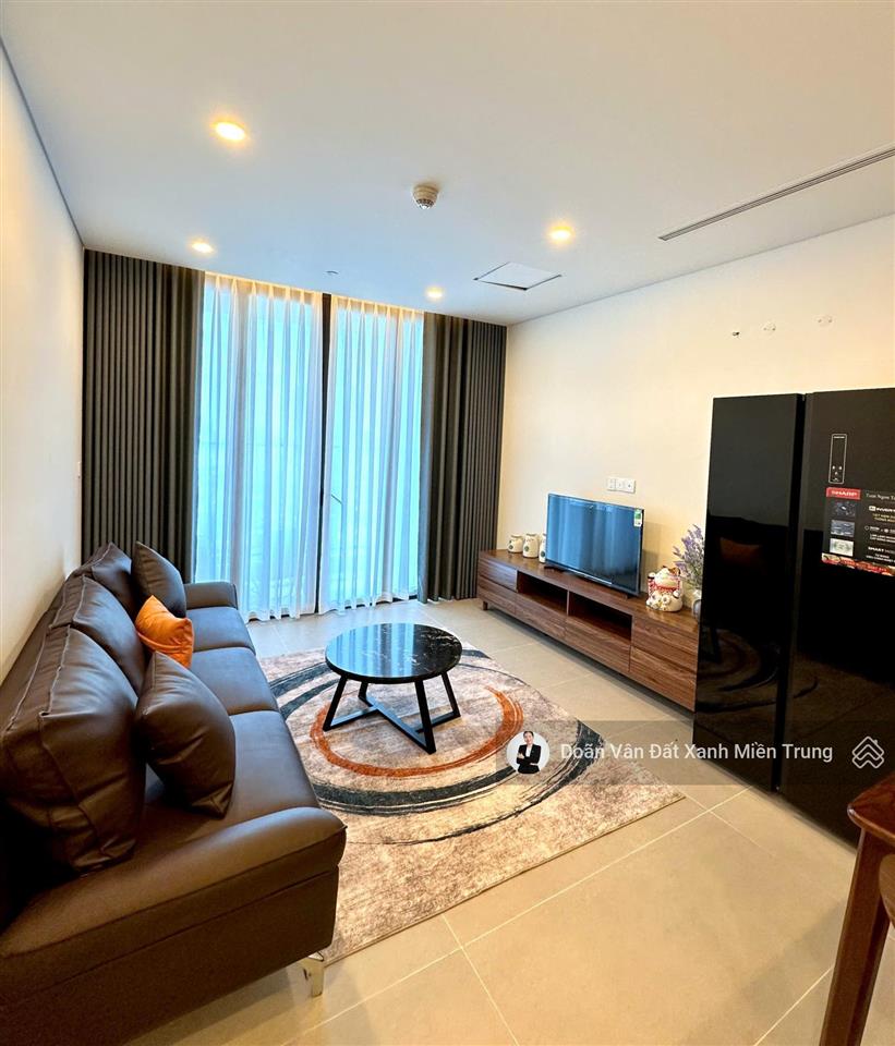 Chính chủ chuyển nhượng căn hộ cao cấp 2pn 69,3m2  view trực diện sông hàn  đã có sổ hồng