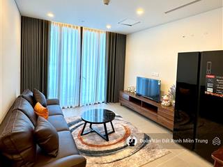 Chính chủ chuyển nhượng căn hộ cao cấp 2pn 69,3m2  view trực diện sông hàn  đã có sổ hồng