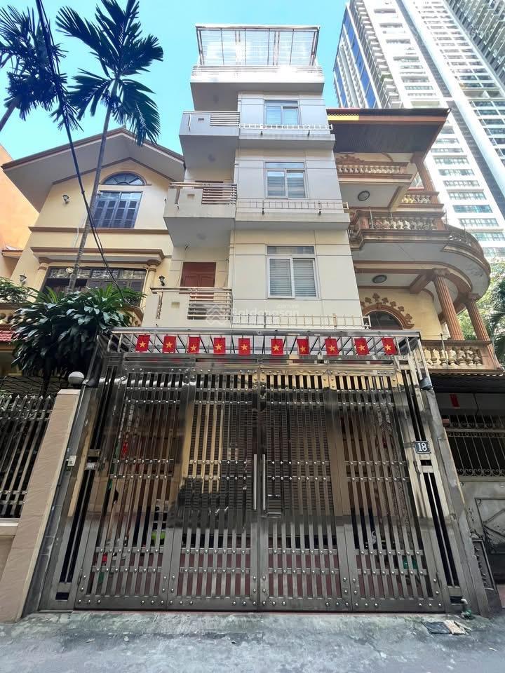 60m2/22,8 tỷ  mt5m  ô tô tránh đỗ 24/7  khuất duy tiến cạnh big c, đường rộng thông thoáng !!!
