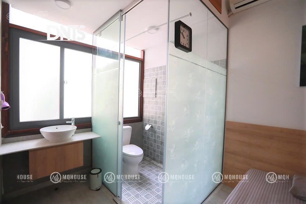 Cho thuê phòng hẻm an ninh, sạch sẽ gần trường đại học kinh tế q1