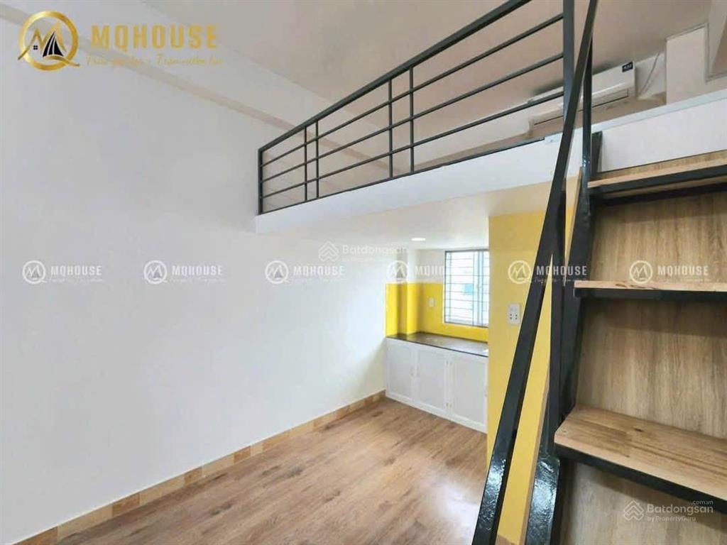 Cho thuê duplex cửa sổ trời siêu rộng  ngay ngã tư 4 xã  giá siêu mềm