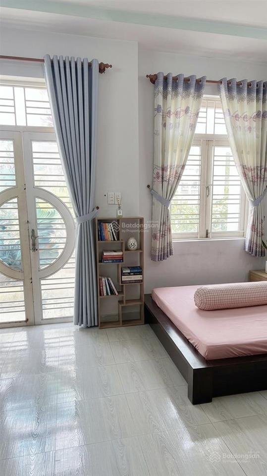 Nhà 3 tầng đúc btct ngang 5m cực hiếm ngã tư 4 xã chỉ 6.1tỷ
