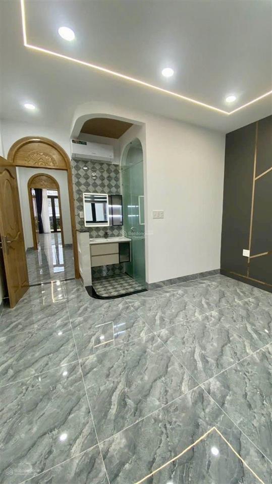Mặt tiền quách đình bảo 6 tầng có thang máy, 4x22m, khu bàn cờ phú thạnh . nhà mới bảo hành 2 năm