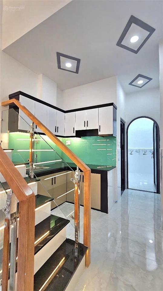 Chủ ngợp bán mặt tiền vừa ở vừa kinh doanh nguyễn sơn ngang 3 chỉ 4 tỷ nhĩnh