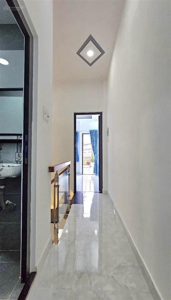 Chủ ngợp bán mặt tiền vừa ở vừa kinh doanh nguyễn sơn ngang 3 chỉ 4 tỷ nhĩnh
