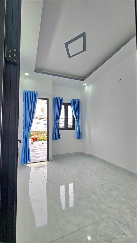 Chủ ngợp bán mặt tiền vừa ở vừa kinh doanh nguyễn sơn ngang 3 chỉ 4 tỷ nhĩnh