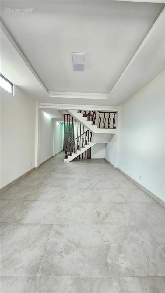 Mặt tiền đường tây sơn ngay chợ tân hương vừa ở vừa kinh doanh . nhà lô góc