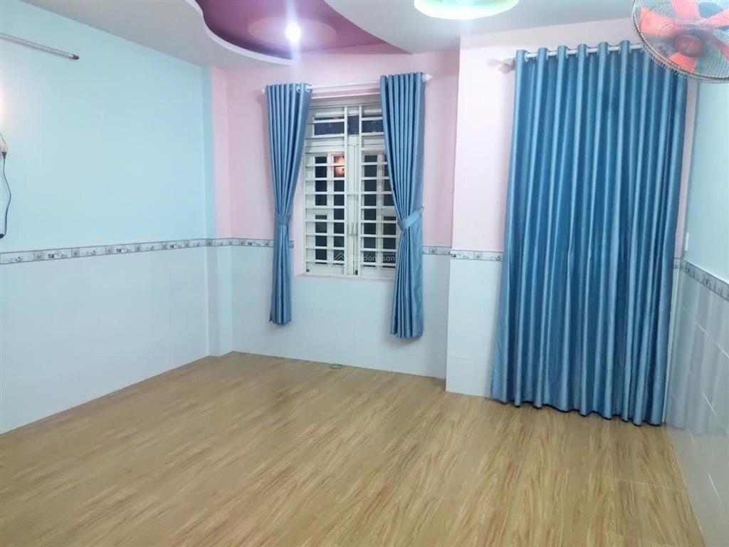 Hàng thơm giá tốt mặt tiền tân hoà đông  bình tân