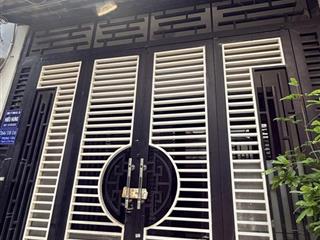 Nhà đẹp khu vip lê trọng tấn  kế bên celadon city, khu dân trí cao và ở ngay