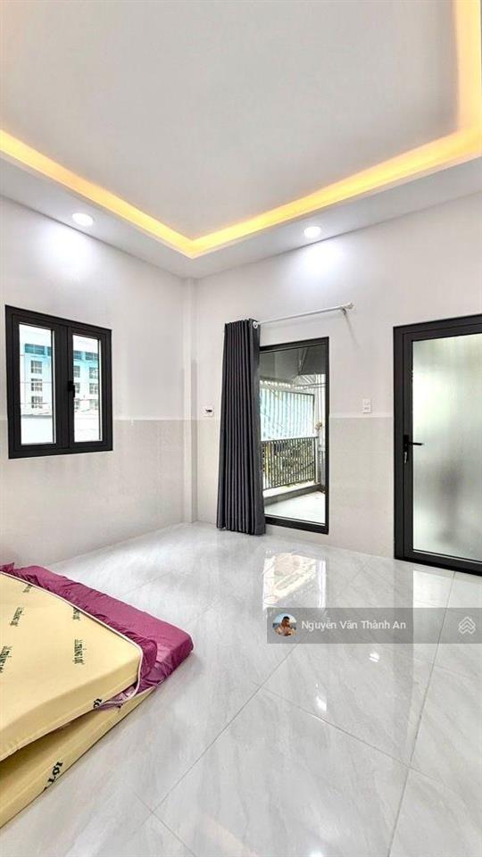 Nhà đẹp 2 tầng khu vip bàu cát ngay âu cơ đường 6m có lề. tiện ích đầy đủ. kết nối nhanh các quận