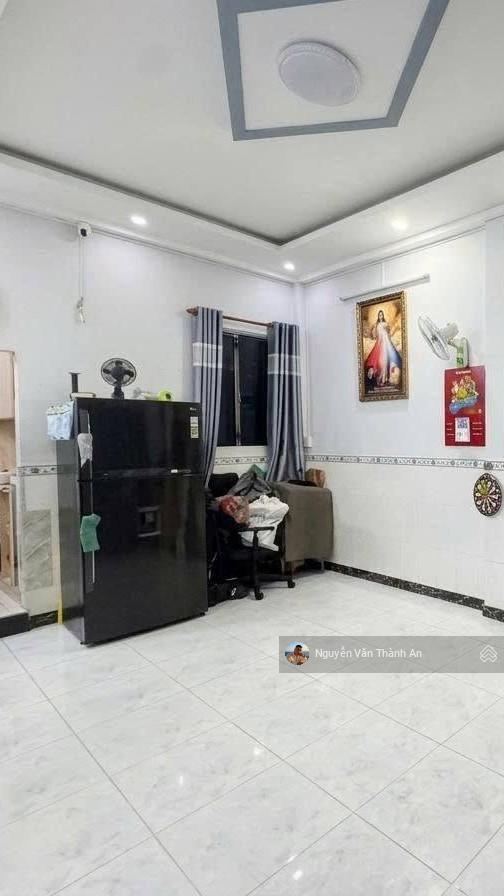 Ngang 5m bề thế  hxh tân sơn nhì  âu cơ nhà 2 tầng. kết nối các quận trung tâm đón metro