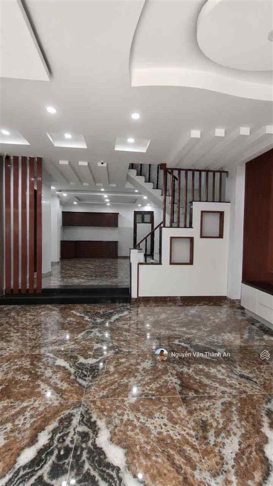 Ngang 6m bề thế  nhà xây tâm huyết ngay tân hương  tân phú chủ bán đổi biệt thự