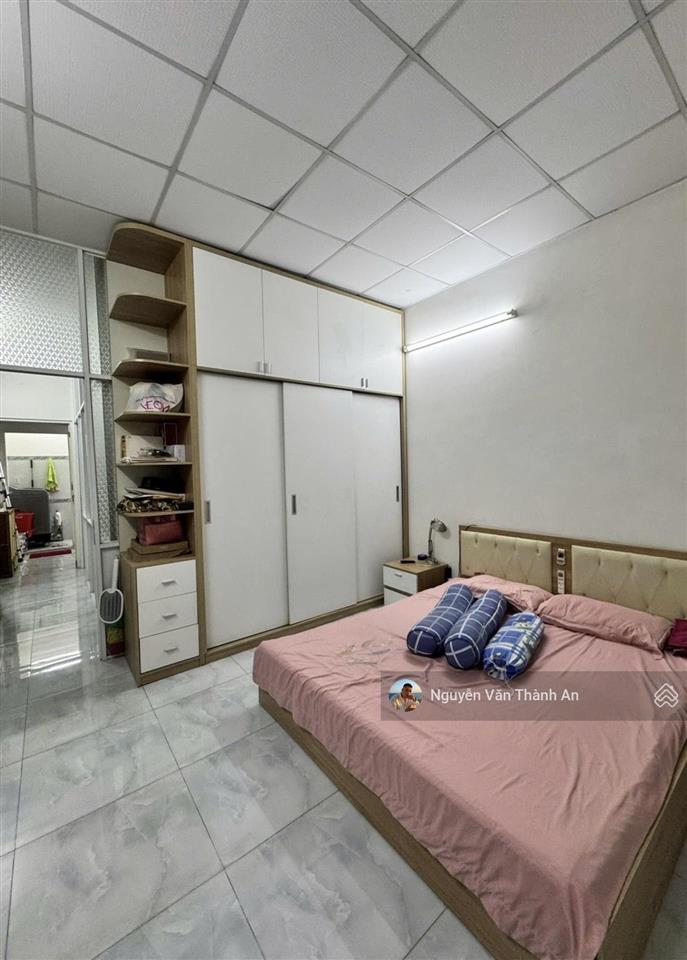 Nhà mt nguyễn cửu đàm  tân sơn nhì. tiện ích không thiếu gì, thích hợp kinh doanh đa ngành nghề
