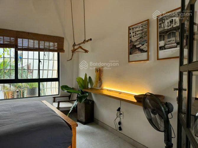 Ngộp ngân hàng 13 tỷ bán gấp ! chdv cao cấp đường đinh tiên hoàng,dt 4,5x20m, hầm+5 tầng ,hdt 90tr