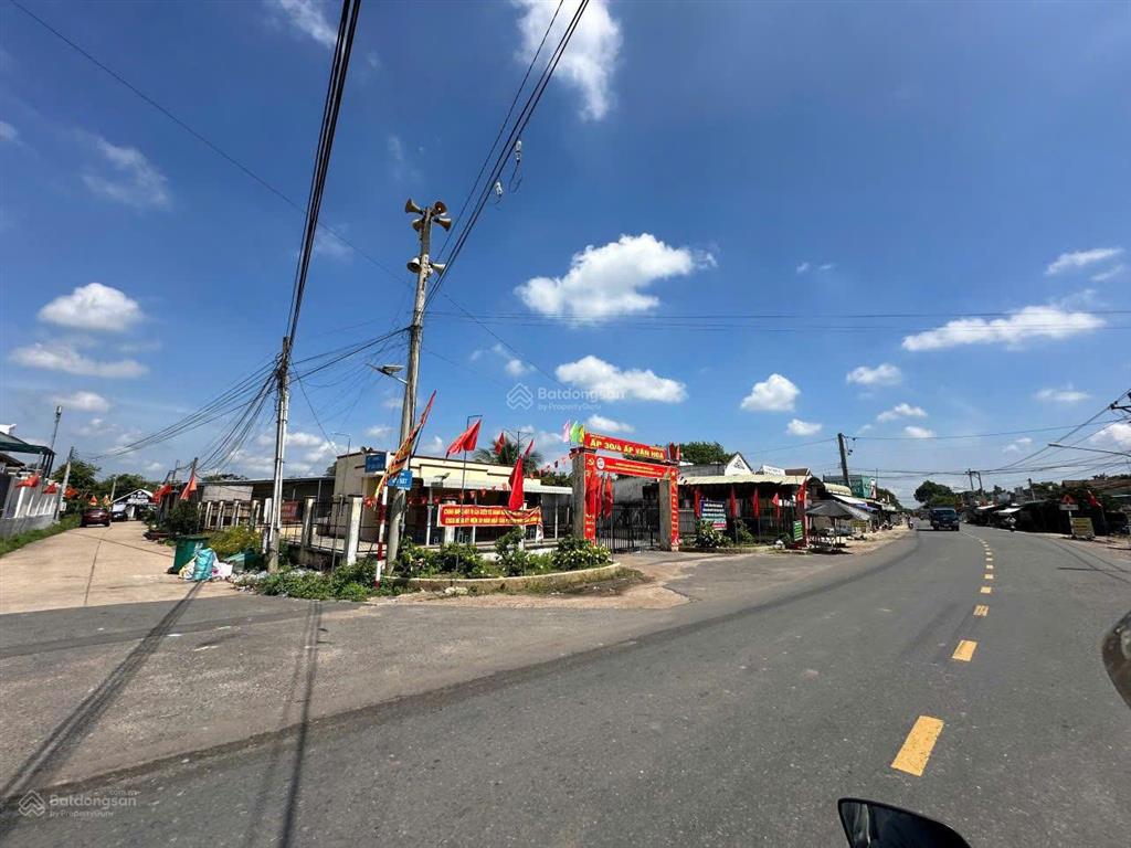 Chủ ngộp cần bán gấp lô đất mặt tiền đường diện tích 500m² giá 700 triệu tại an long hồ chí minh.